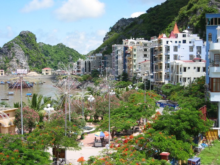 Khám phá đảo Cát Bà