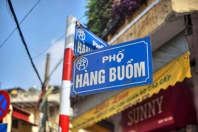 Tìm xe từ Hàng Ngang lên sân bay Nội Bài | Taxi Nội Bài 686