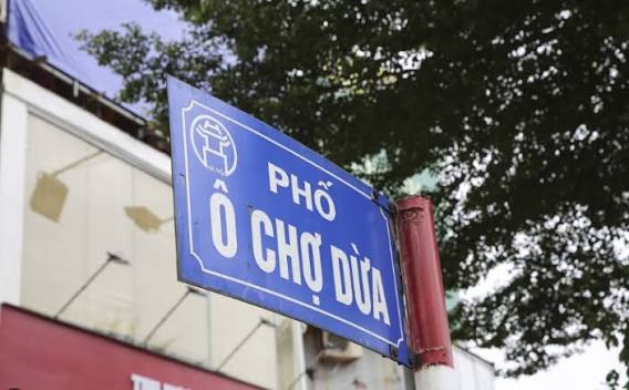 Tìm xe từ Khâm Thiên lên sân bay Nội Bài | Taxi Nội Bài 686