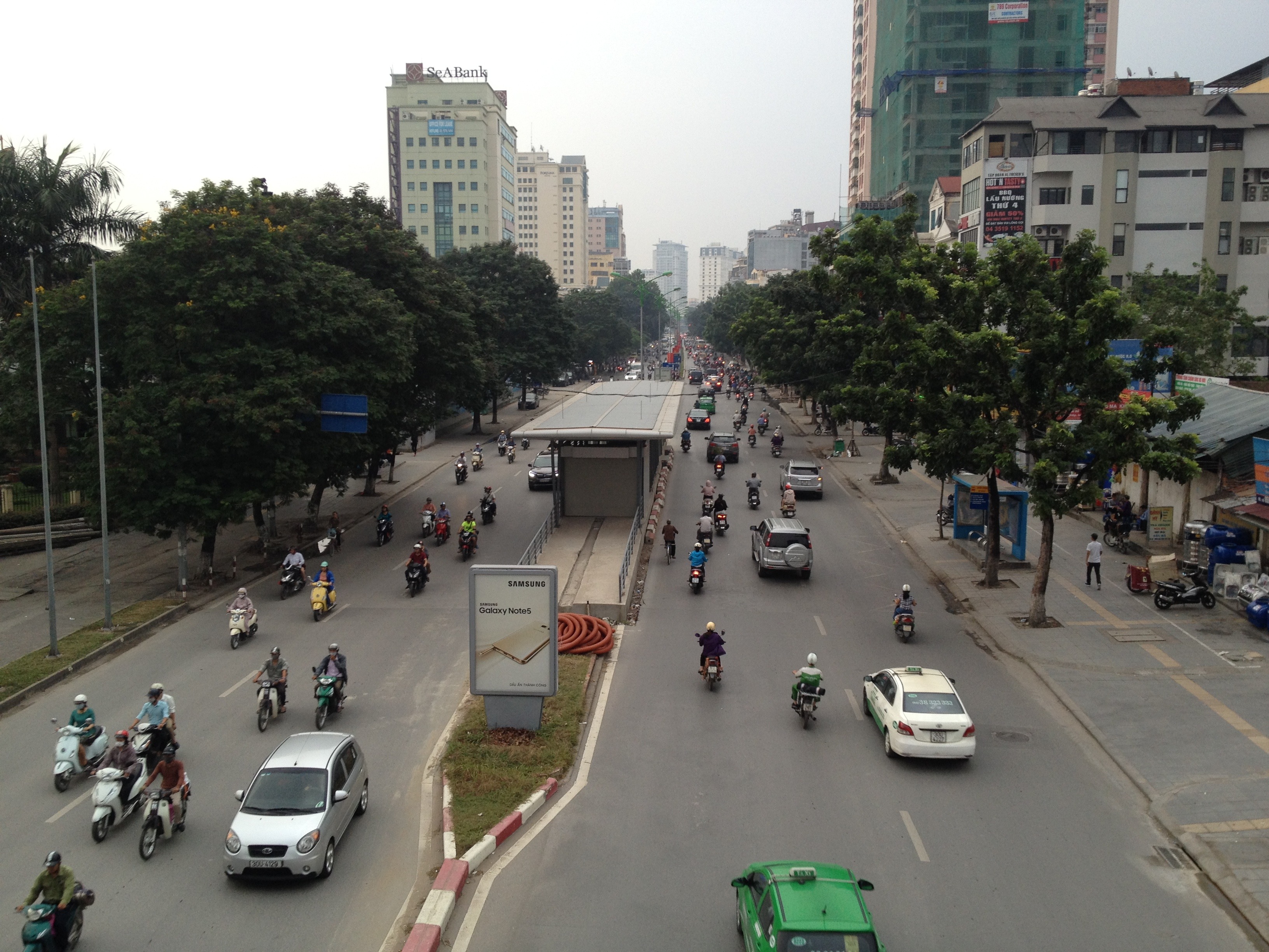 Tìm xe từ Láng Hạ lên sân bay Nội Bài | Taxi Nội Bài 686