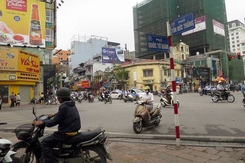 Tìm xe từ Quốc Tử Giám lên sân bay Nội Bài | Taxi Nội Bài 686