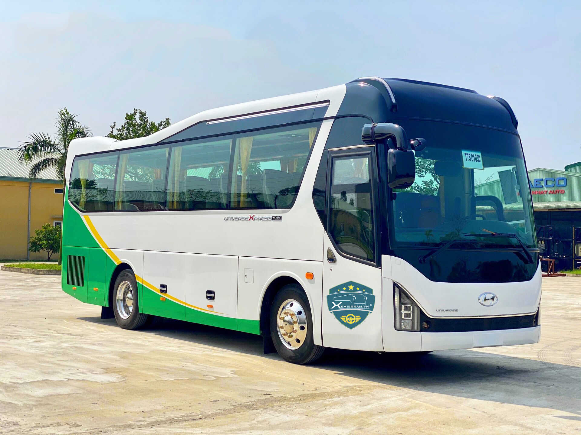 Taxi Nội Bài giá rẻ, đặt xe sân bay nhanh, xe riêng 4–7–16 chỗ