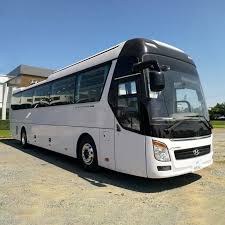 Xe 45 chỗ Universe cao cấp TAXINOIBAI686